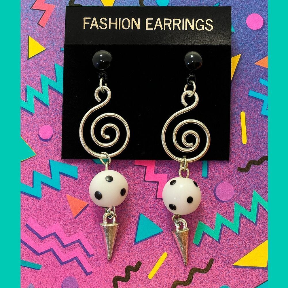 Vintage 80s Black & White Polka Dot Spiral Earrings New Wave Style NWT – Hey Viv